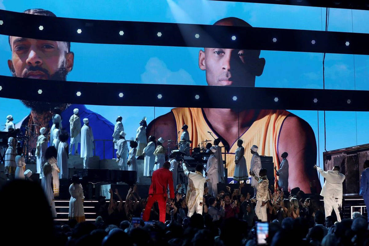 VIDEO: Music stars pay tribute to Kobe Bryant at Grammys award show