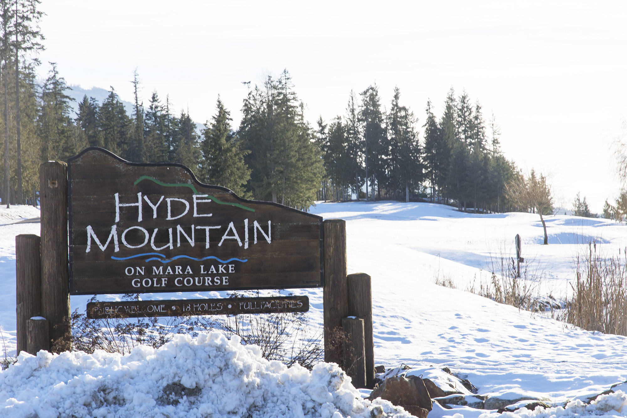 Hyde Mountain Golf Course is pursuing a bylaw amendment to accommodate more than 100 strata lots for recreational vehicles, as well as to bring an onsite helicopter tour business into compliance. (Jim Elliot/Eagle Valley News)