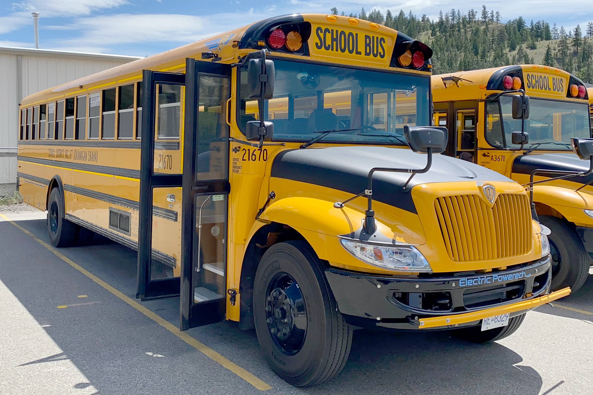 While the Okanagan Shaka School District’s new electric bus looks much like conventional diesel buses, the technology powering the vehicle is different. The bus is at the Summerland Yard and will be used on bus routes in Summerland. (John Arendt - Summerland Review)