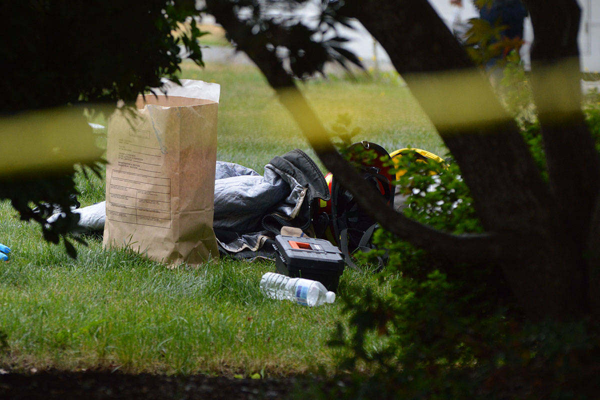 Police and fire detectives are investigating a house fire in Surrey after a child was found dead. (Aaron Hinks photo)