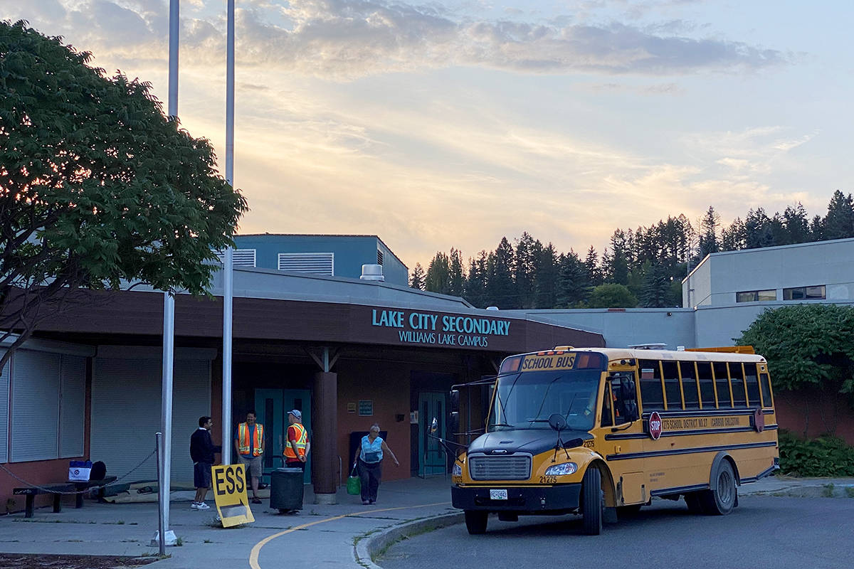 Evacuees from Ulkatcho First Nation leave the ESS centre in Williams Lake Wednesday evening, heading for accommodations in Prince George. (Angie Mindus photo - Williams Lake Tribune)