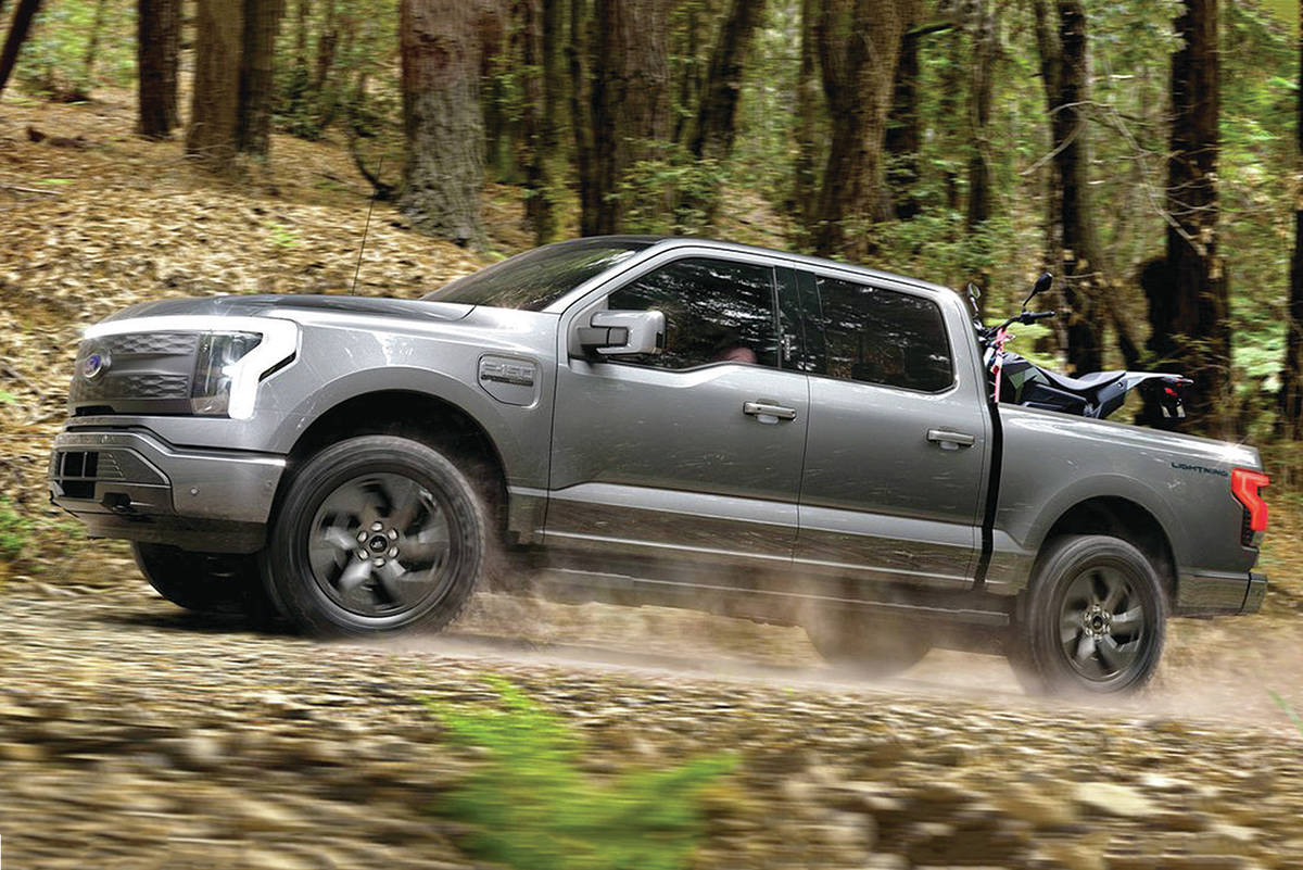 The Ford F-150 Lightning goes on sale in 2022 with a choice of regular- and extended-range battery packs. As such, horsepower and range differ between models. PHOTO: FORD