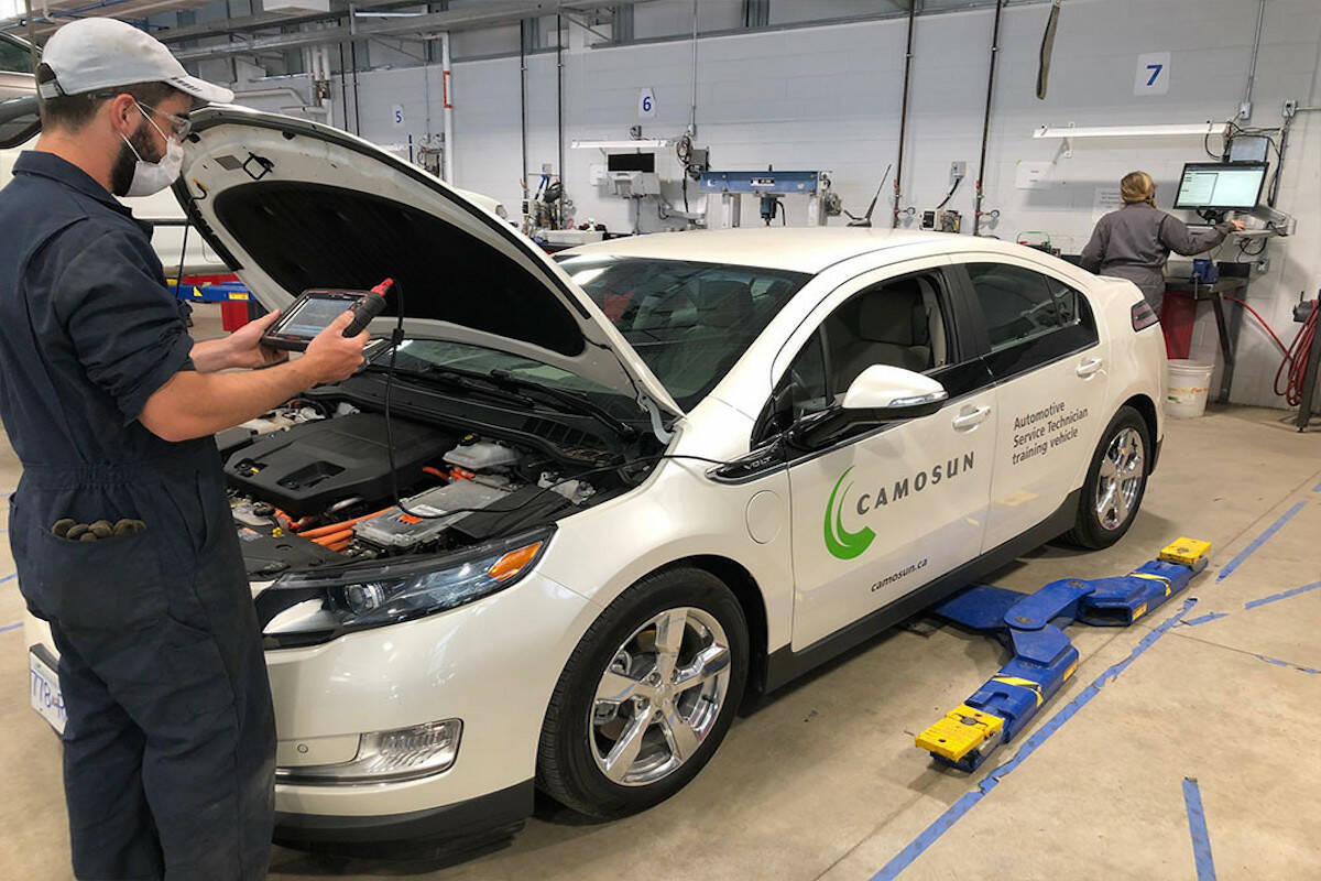 A program in Victoria’s Camosun College is giving automotive technicians the skills the need to work on electric vehicles. (Photo courtesy of Camosun College)