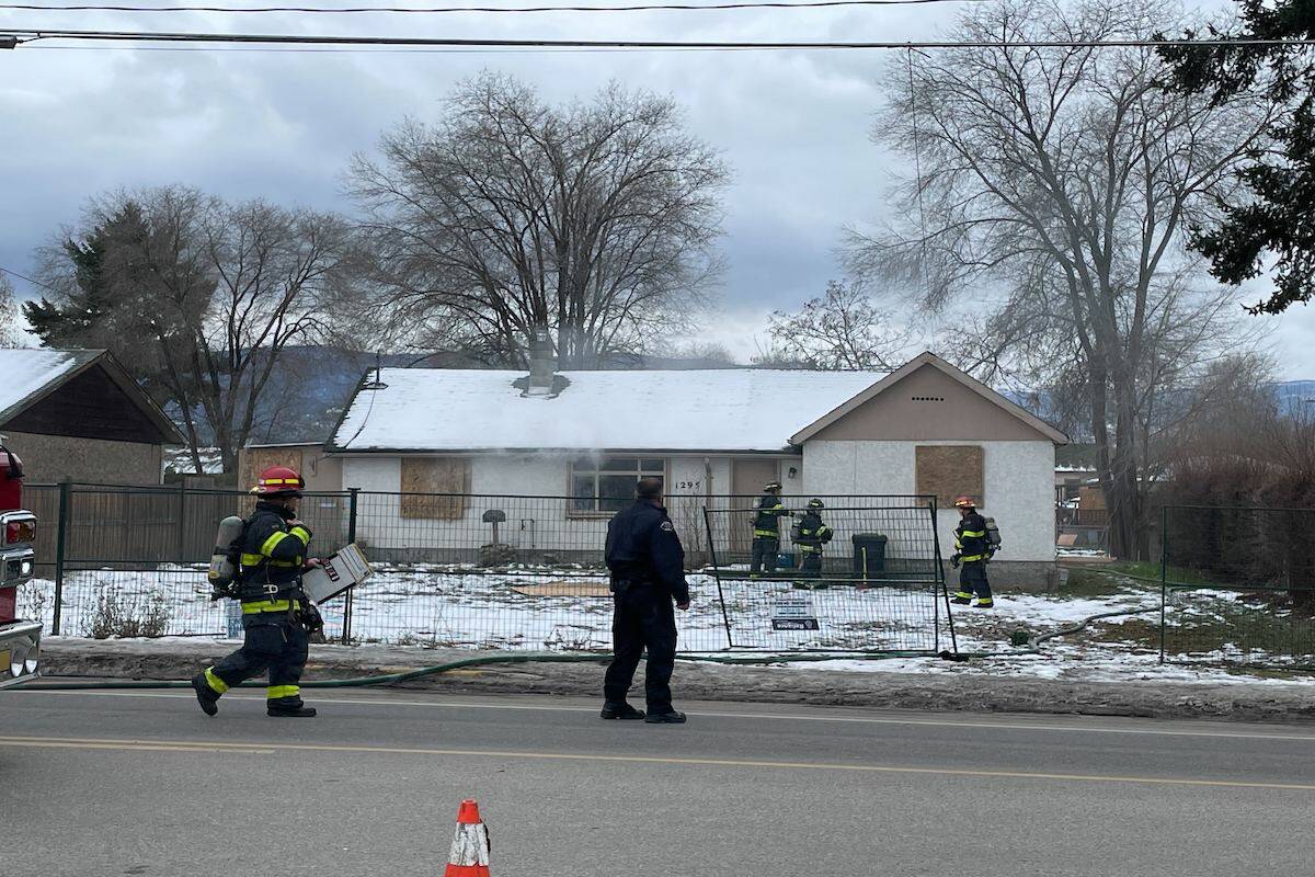 Fire at abandoned home. (Brennan Phillips/ Black Press Media)