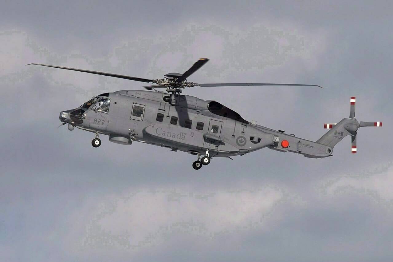 A CH-148 Cyclone maritime helicopter is seen during a training exercise at 12 Wing Shearwater near Dartmouth, N.S. on March 4, 2015. The Department of National Defence is blaming an apparent design flaw for tail cracks in most of the military’s new Cyclone helicopters. THE CANADIAN PRESS/Andrew Vaughan