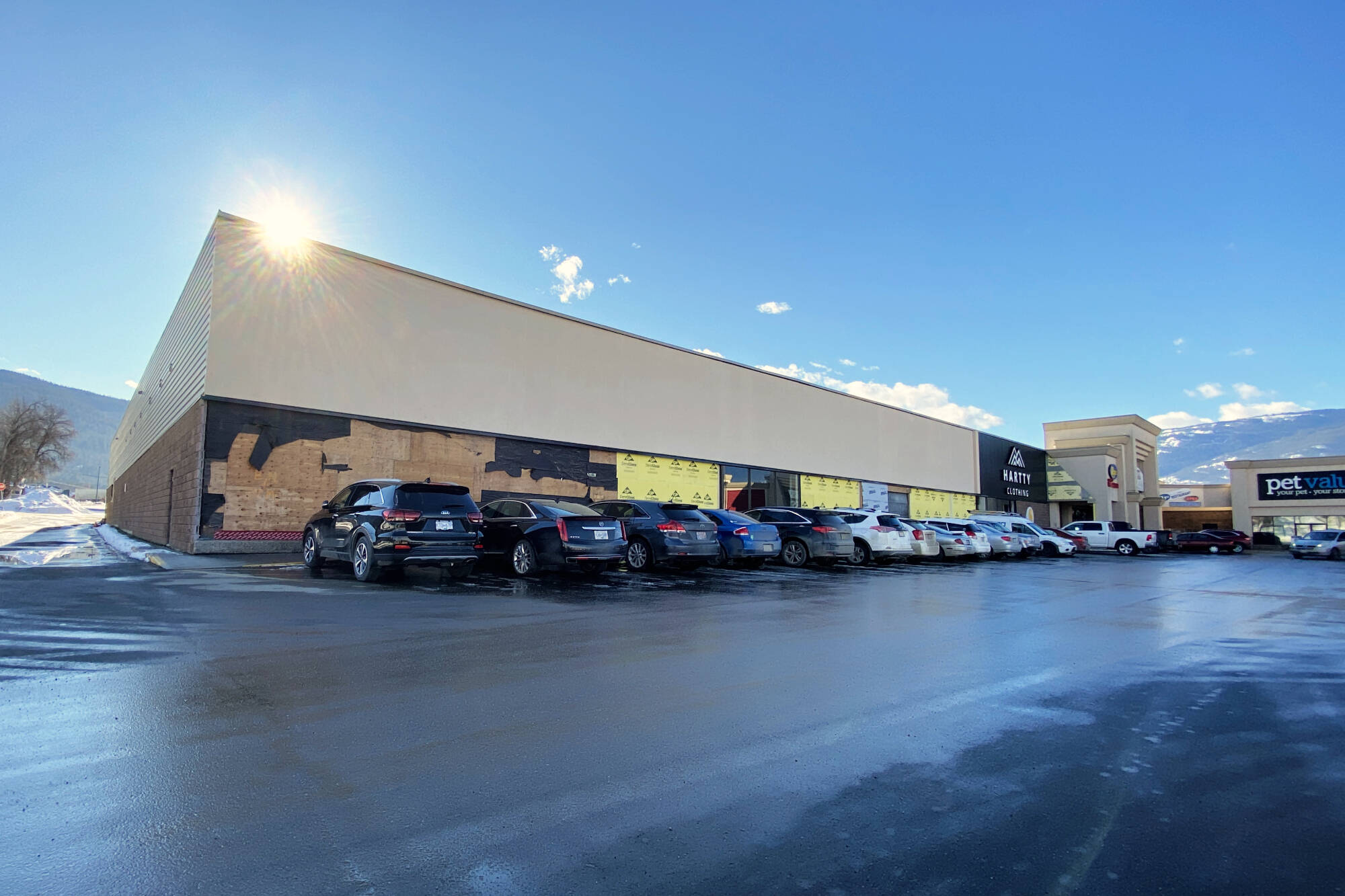 A parking variance was requested at the city’s Feb. 7, 2022 planning meeting for Centenoka Park Mall in Salmon Arm to accommodate a side gardening/retail yard adjacent to 3rd Street SW next to the former Safeway site as part of a conditional lease with Peavey Mart. (Lachlan Labere-Salmon Arm Observer)