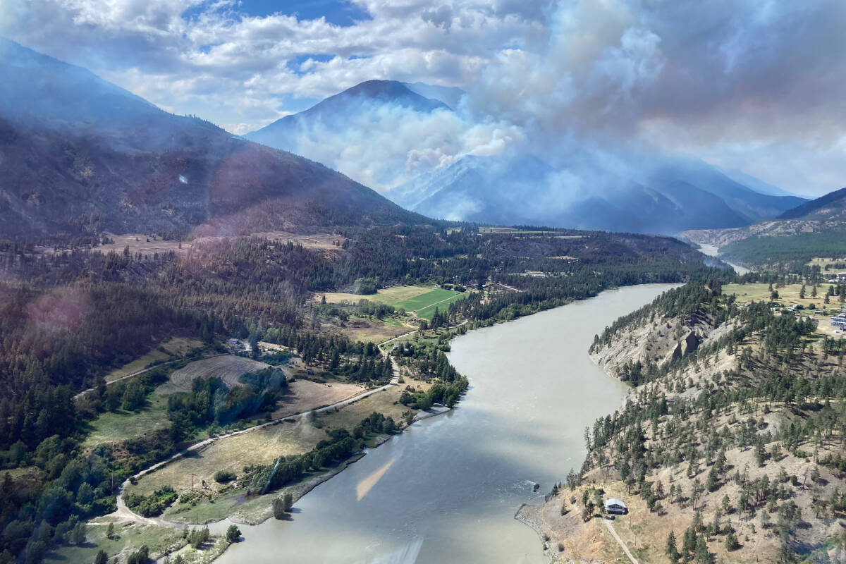 The fire viewed from the north up the Fraser River. (BC Wildfire Service photo)