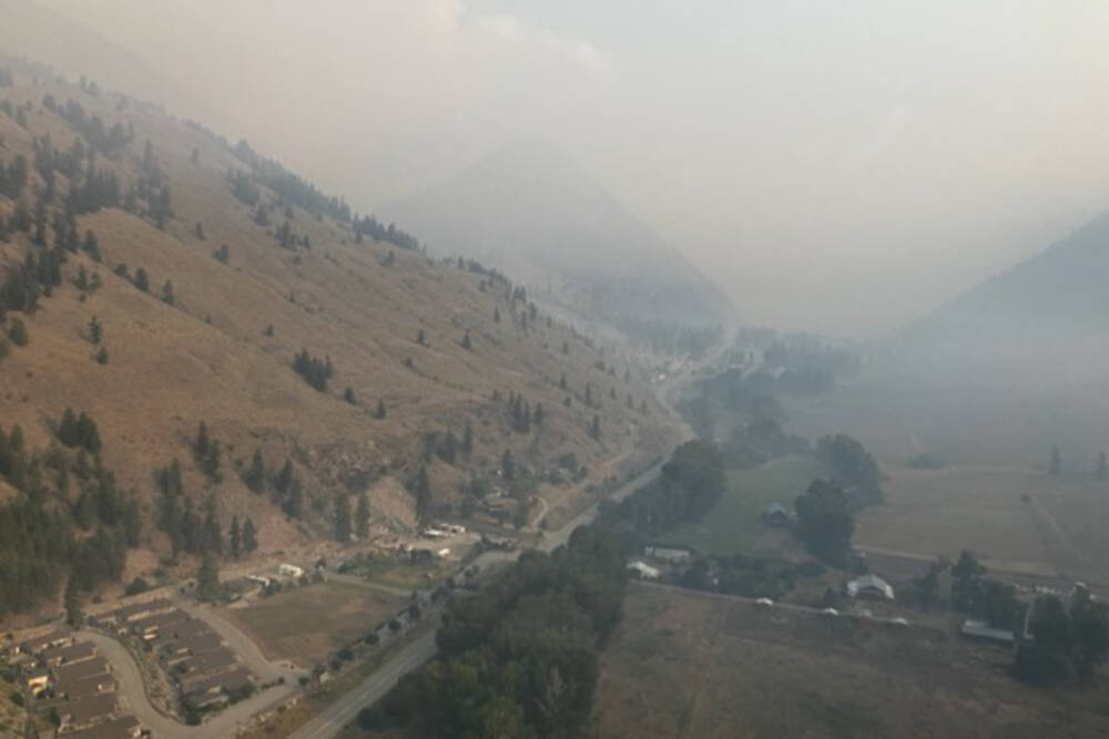 Smoke-filled skies as seen from Olalla, due to the nearby Keremeos Creek Wildfire. (BC Wildfire Service)