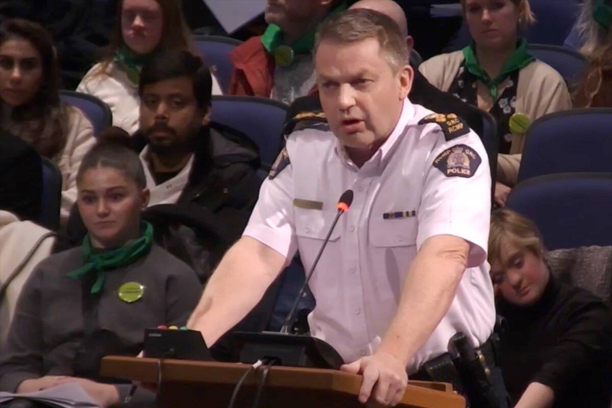 Assistant Commissioner Brian Edwards, in charge of the Surrey RCMP, addresses Surrey city council on Monday, Nov. 28. (Screen shot)