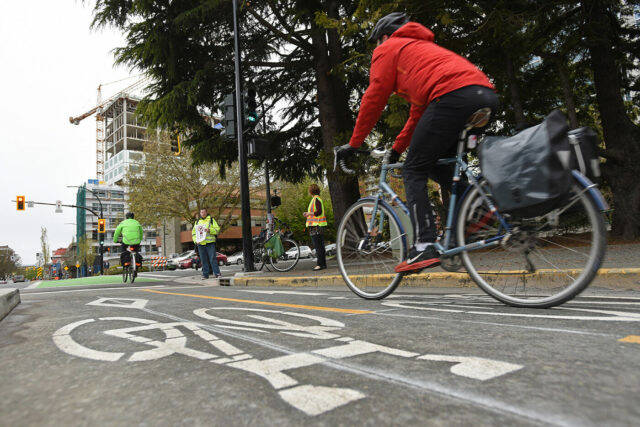 Approximately one in 20 workers in Victoria consistently biked to work in 2021, according to Statistics Canada’s most recent census. (Black Press Media file photo)