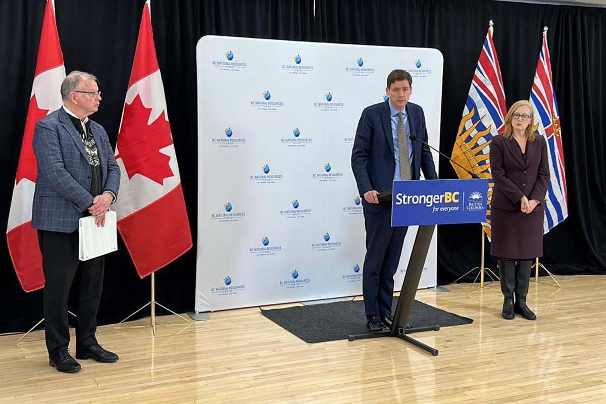 Minister of Forests Bruce Ralston and Minister of Jobs, Economic Development and Innovation Brenda Bailey flank Premier David Eby as he announces $90 million over three years to support high-value industrial and manufacturing projects. (Omineca Express)