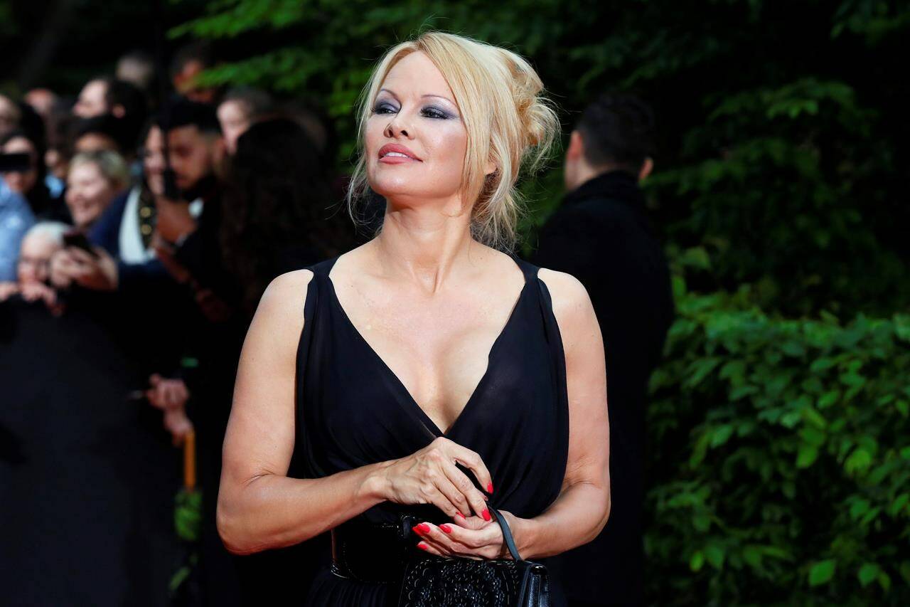 Actress Pamela Anderson arrives at an awards ceremony in Paris, France, Sunday, May 19, 2019. THE CANADIAN PRESS/AP/Francois Mori