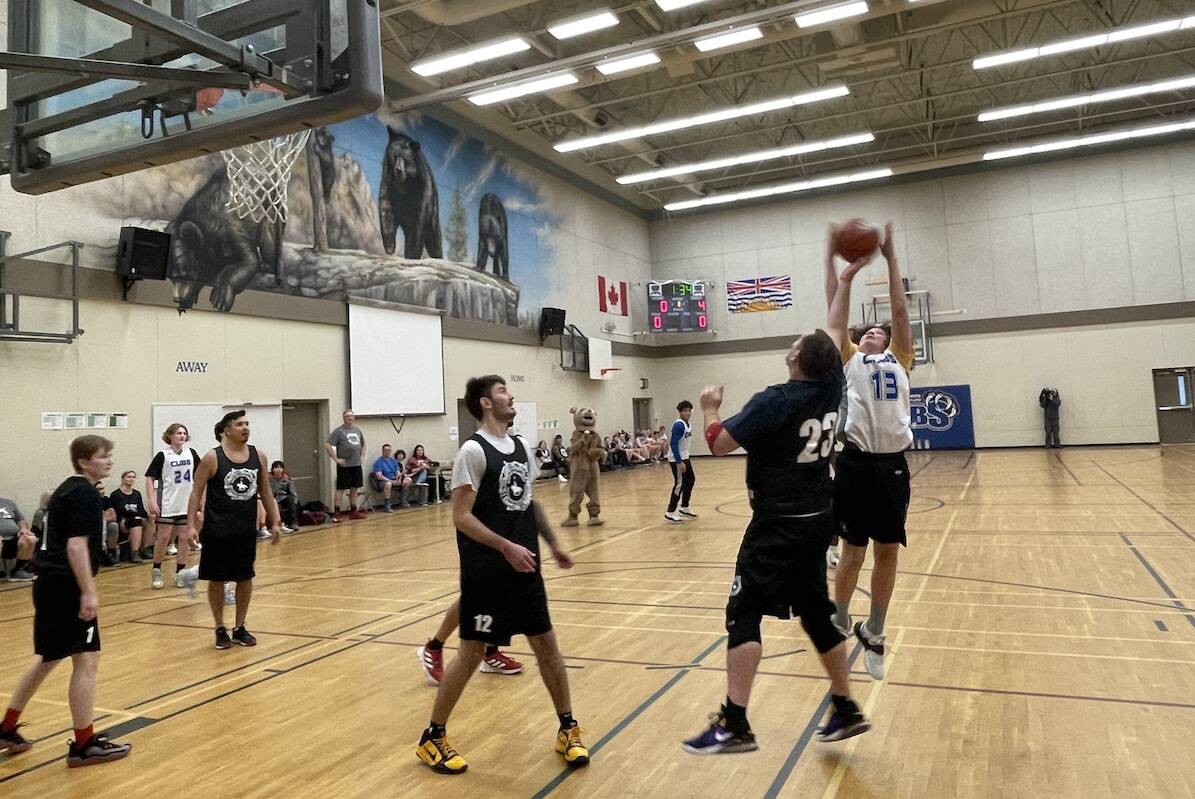 A charity basketball game took place at Cst. Neil Bruce School on Feb. 16 between the grade eight boys and girls team combined and a team made up of members of the Westbank First Nation, West Kelowna Indigenous Policing Services, RCMP officers, and even former students. (Gary Barnes/Capital News)