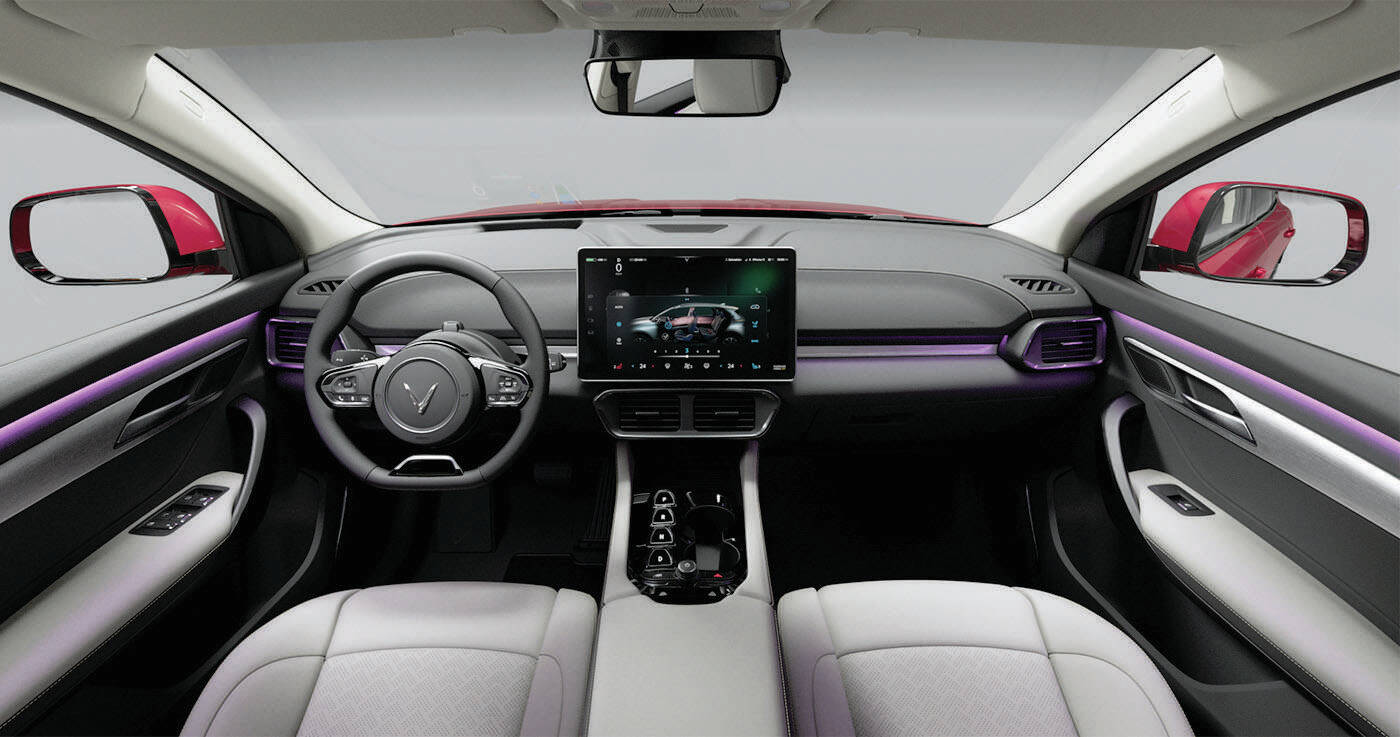 The VF 8’s dash is highlighted by a rather complex and all-encompassing 15.6-inch touch-screen that includes the gauge cluster (there are no gauges behind or above the steering wheel). PHOTO: VINFAST