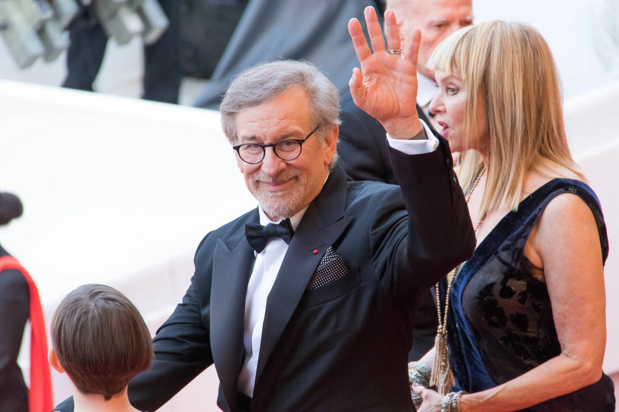 Steven Speilberg waves to someone on May 15, 2016 during the Cannes film festival in Cannes, France. (Visual/Zuma Press/TNS)