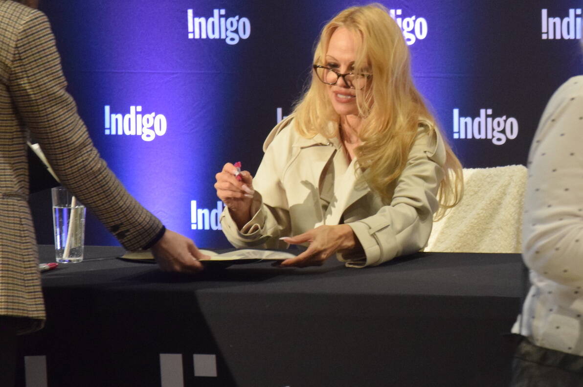 Pamela Anderson signed copies of her memoir, <em>Love, Pamela</em> in Victoria n Monday (March 6). (Brendan Mayer/Black Press Media Staff)