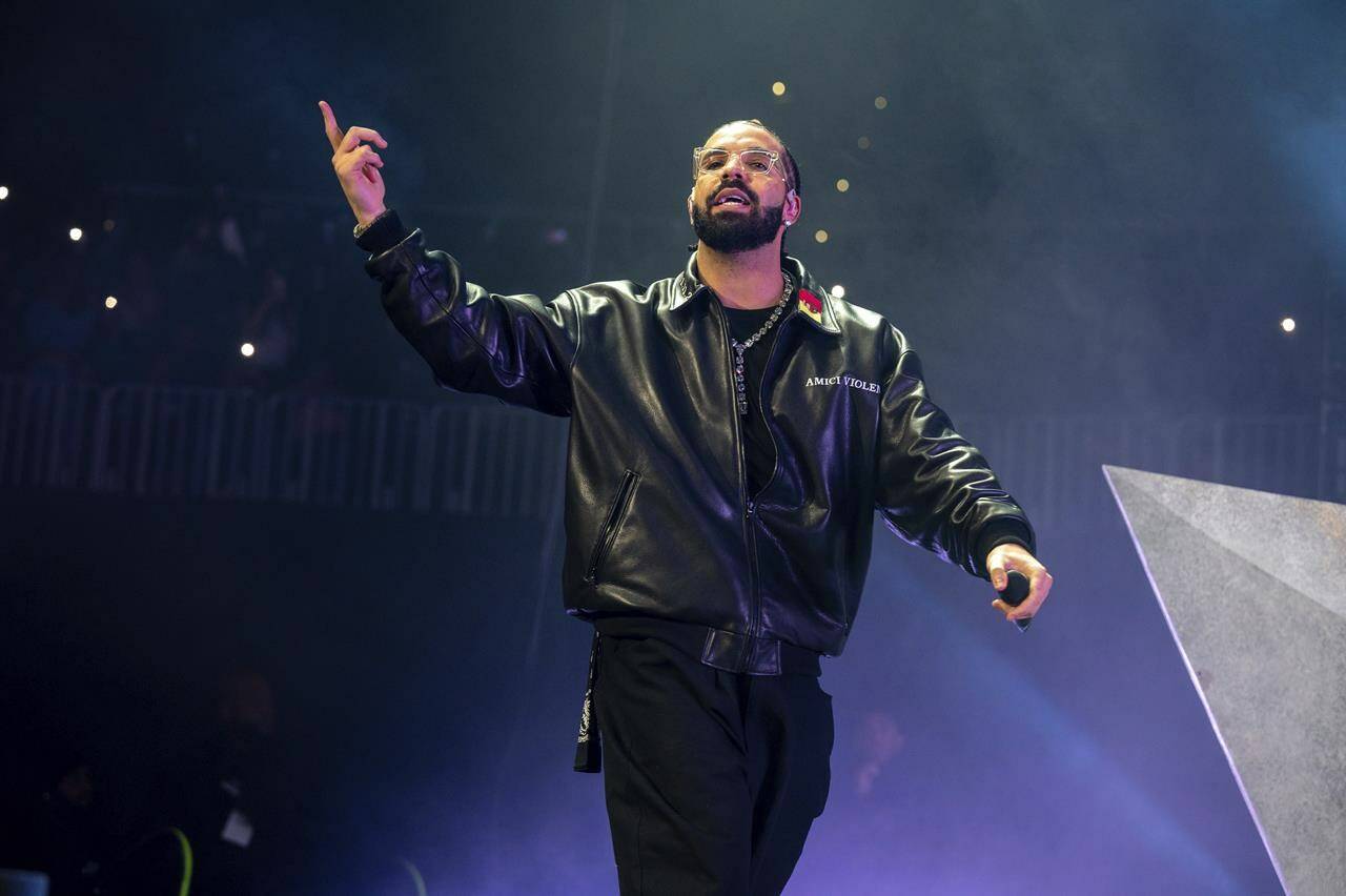 Drake performs during Lil Baby’s Birthday Party at State Farm Arena on Saturday, Dec. 9, 2022, in Atlanta.	Drake has announced his 2023 North American tour with 21 Savage. THE CANADIAN PRESS/AP-Photo by Paul R. Giunta/Invision/AP